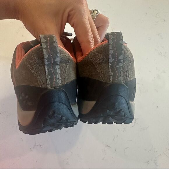 Patagonia Hiking Boots Trail Shoes Women's Sz 7 Pinhook Forge Grey Fog Vibram - Picture 3 of 9